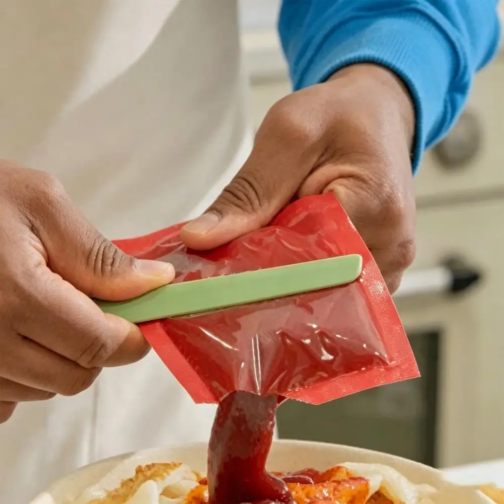 Sauce Squeezer Tool Plastic Sauce Dispenser 2pcs Food Sauce Bag Squeezer Set Durable Abs Kitchen Tool Flexible Food for Camping