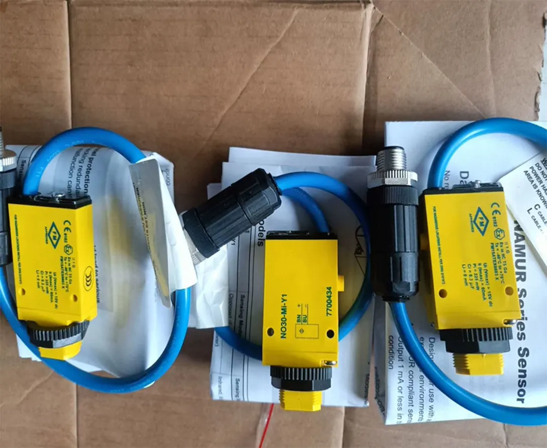 100% New and Original genuine photoelectric switch NO30-MI-Y1 FedEx /UPS / DHL fast delivery Warranty One-year