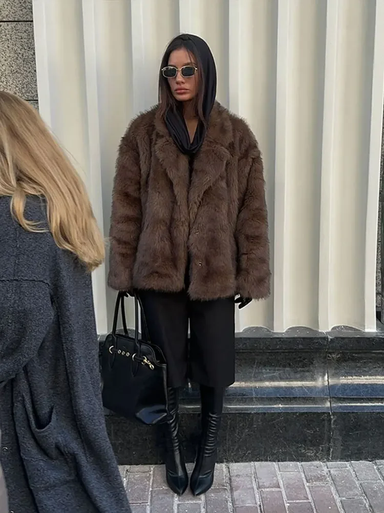 Women Fashion Faux Fur Solid Lapel Warm Jacket Chic Long Sleeve Cropped Street Coat 2024 New Winter Female Thick Brown Outerwear