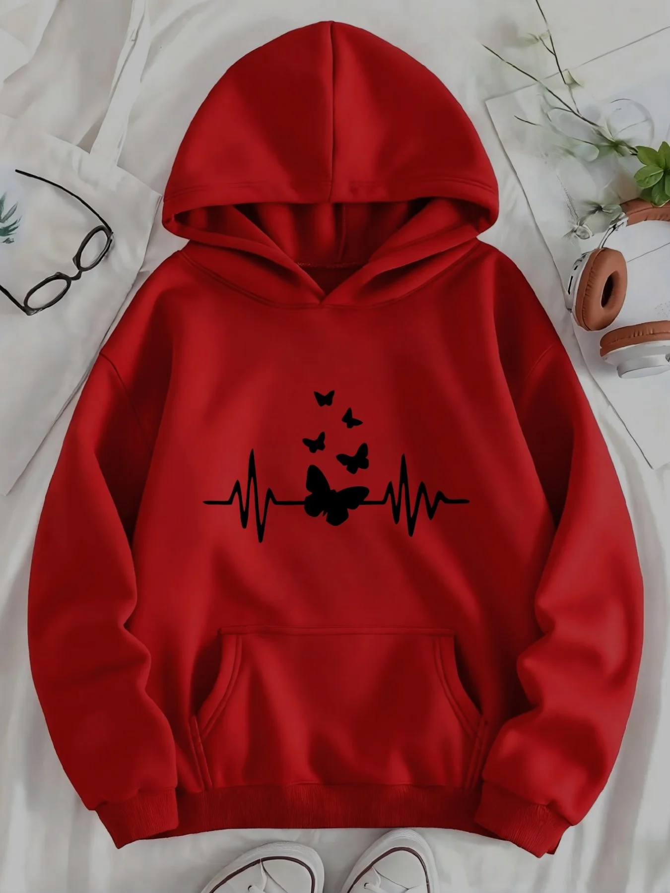 Women Black Butterfly EKG Heartbeat Line Letter Print Hooded Sweatshirt Casual Hoodie With Pocket For Autumn Winter Daily Wear