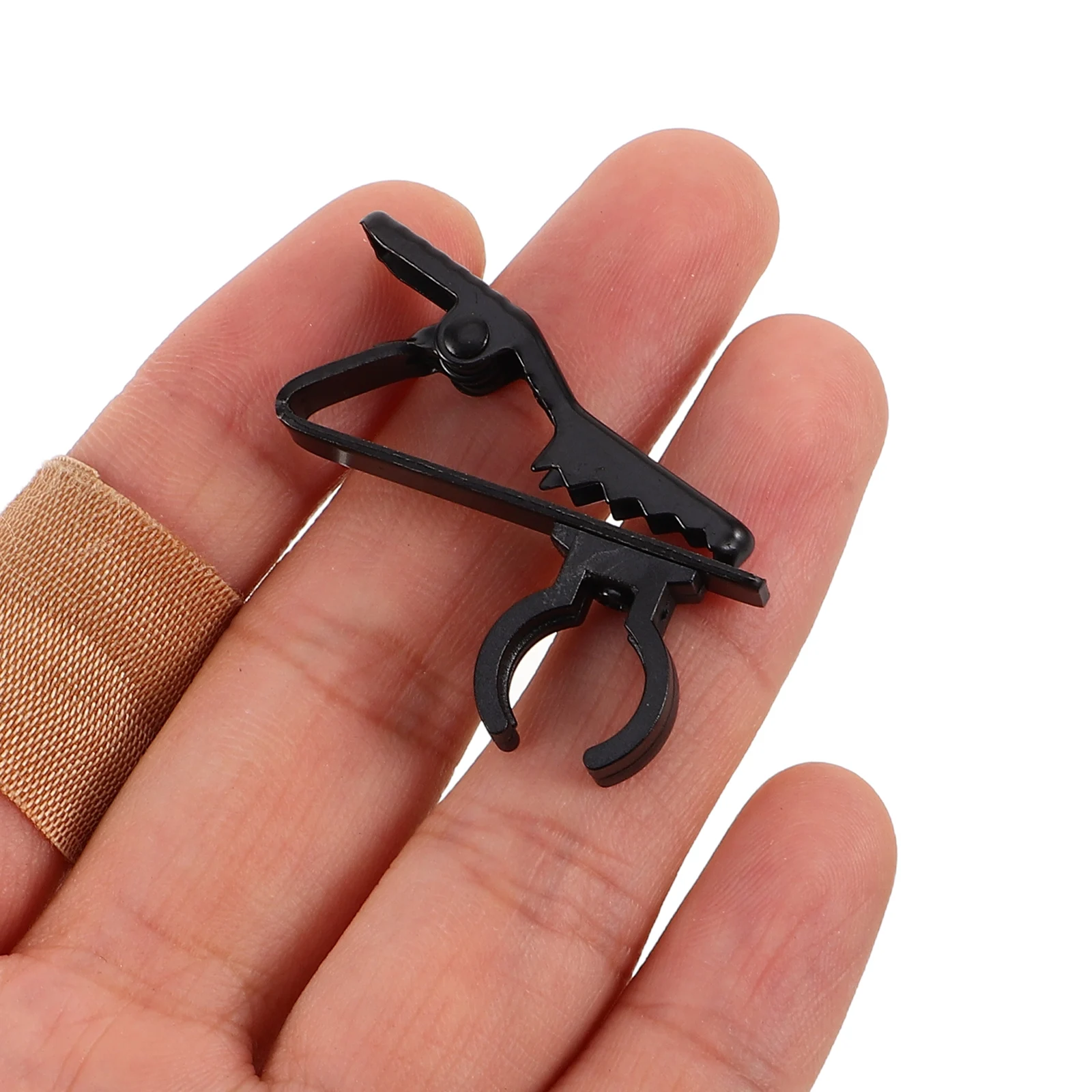 

1Set Universal Lavalier Microphone Clips Secure Grip Design Lightweight Easy to Use for Professional Recording