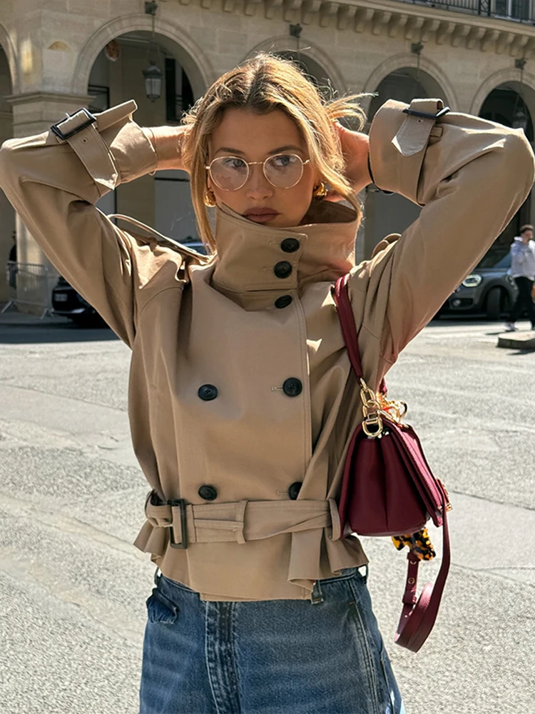 Trench da donna vintage con lacci Manica lunga Doppiopetto Colletto alla coreana Giacca corta 2025 Autunno Lady Commute Outwear