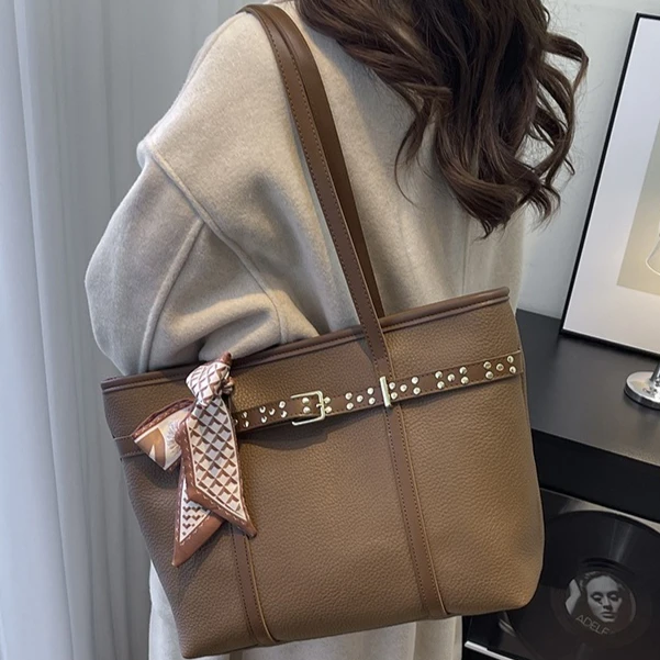 

New Fashionable Versatile Belt Buckle Handbag Korean Style Solid Color Soft Leather Women's Casual Shoulder Bag Underarm Bag