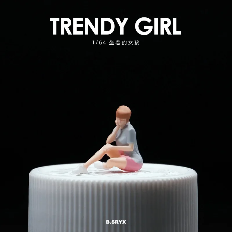 1:64 Anime Shorts Meisje Mini Pop Figuur Model miniatuur Fotografie rekwisieten Scène Model DIY Zandtafel landschapsarchitectuur ornament Gift