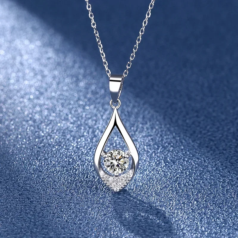 Platinum Pt950 Compact Pendant Delicate Collarbone Chain, Shiny Waterdrop Necklace for Women 0.5 Carat Moissanite Fine Jewelry