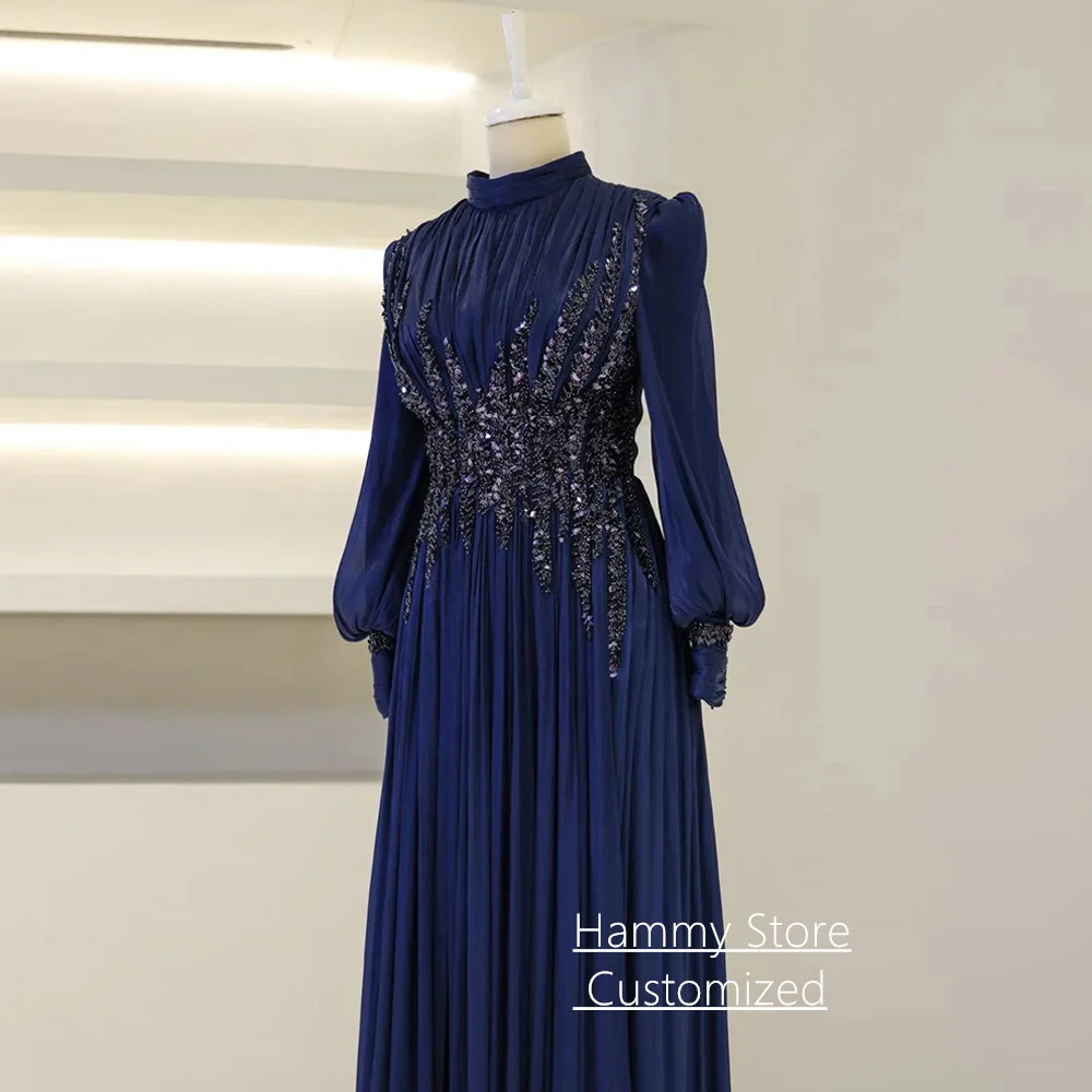 Robe de soirée bleu marine personnalisée, luxe, col haut, manches bouffantes, plis, perles, pierres, robe de soirée, robes de bal, arabe saoudien