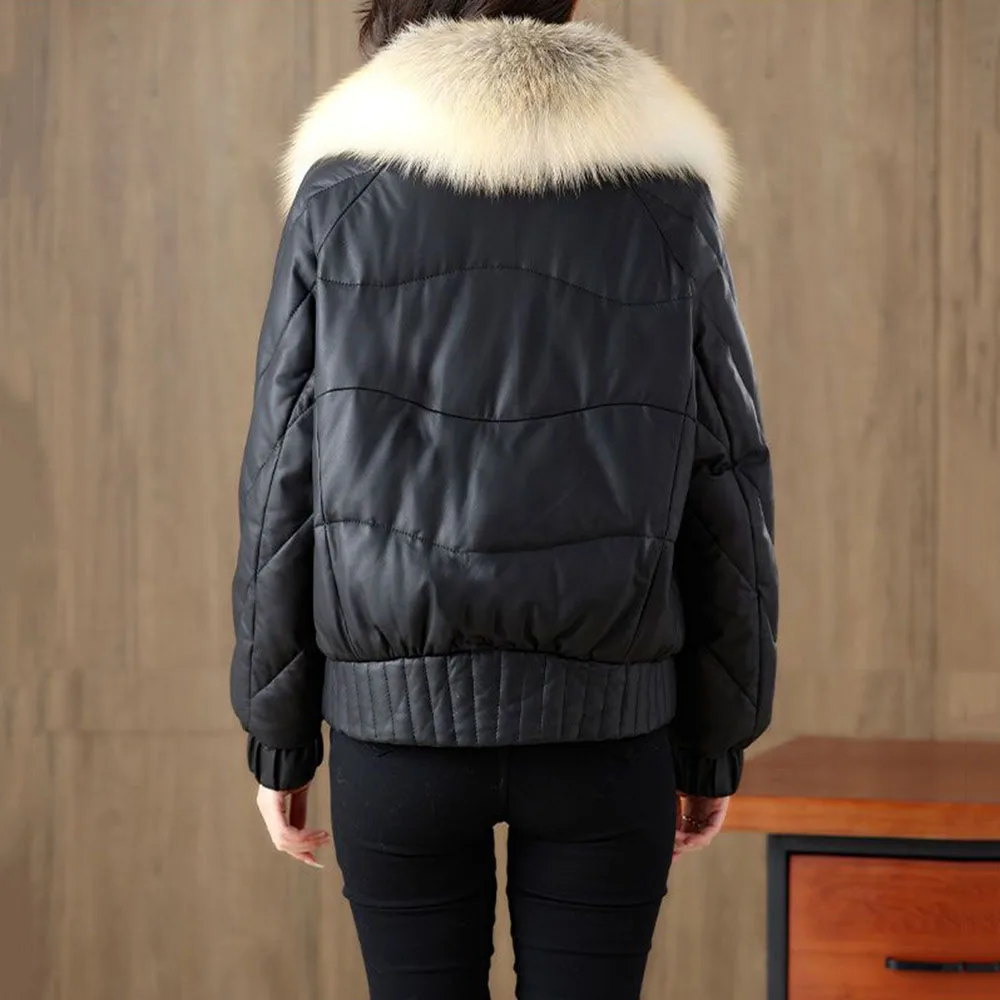 Haining Fur Leather Fashion Down Jacket pelle di pecora da donna 2024 nuova pelliccia invernale Golden Lsland Fox Temperament Warm Fur Collar Coat