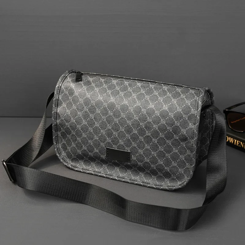 

Vintage Fashion Crossbody Bags Men Large Capacity Men Crossbody Shoulder Bag PU Leather Messenger Bag Casual Outdoor Satchels