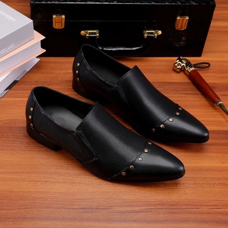 COOGERLOVE Aautumn Mman Formal wear Leather shoes Retro Brick pattern Men's Tip Real Lazy people Grace luxury Wedding shoes