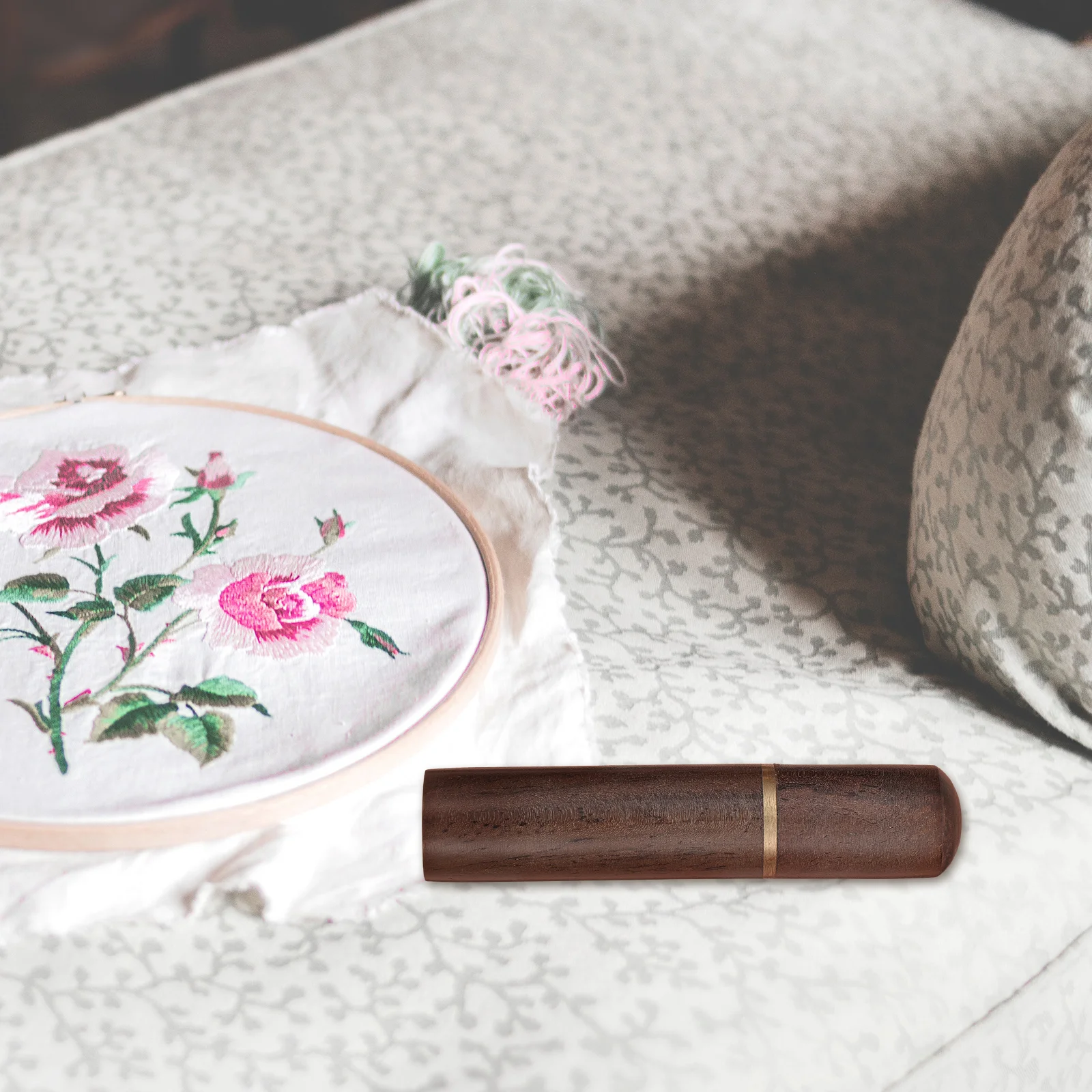 

3 Pcs Sewing Needle Holder Lightweight Wooden Box Large Capacity Storage Container Embroidery Supply Knitting Needles Cross