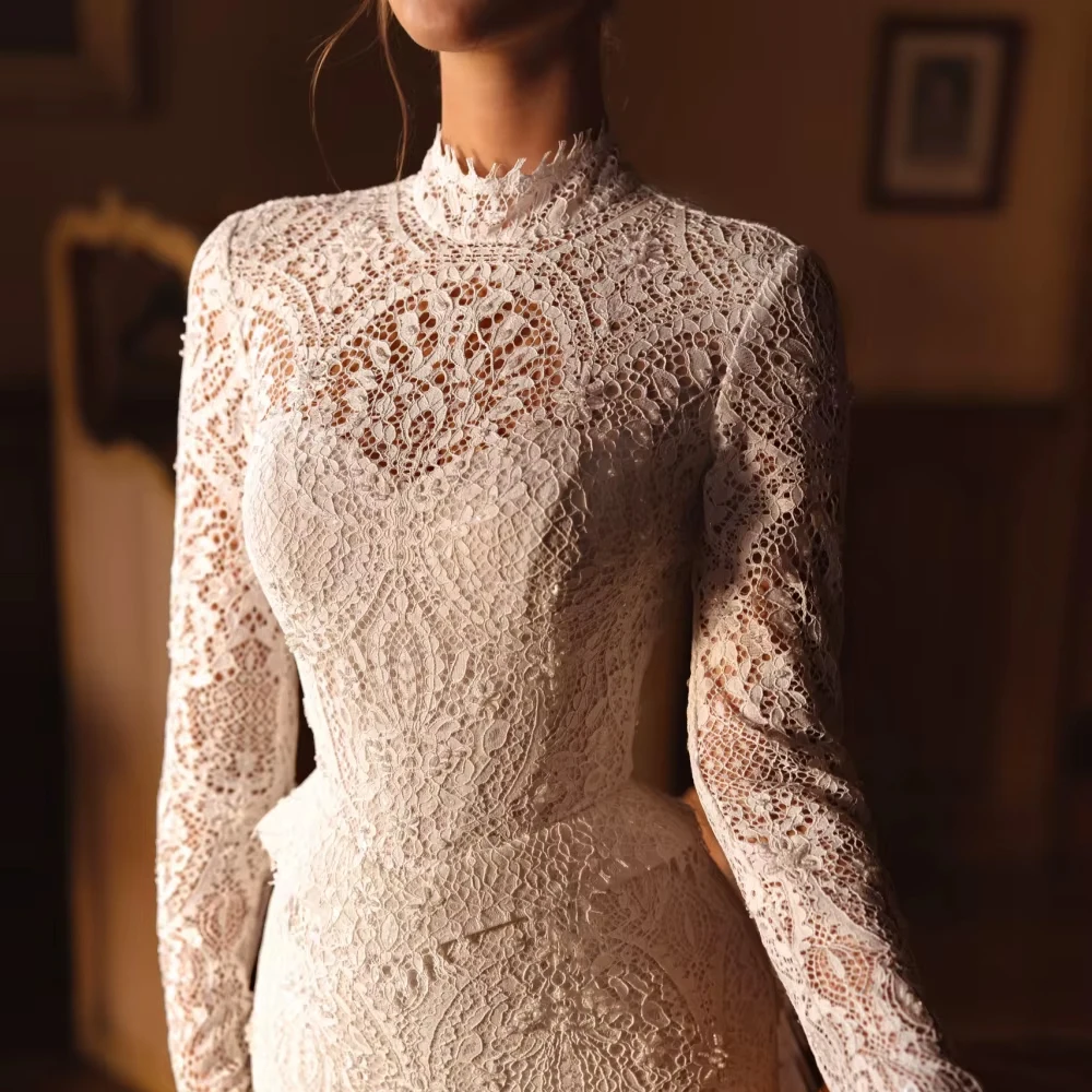Customized New Arrival Beaded Lace Long Wedding Dress For Woman Bride Modest High Collar Graceful Mermaid Bridal Gown