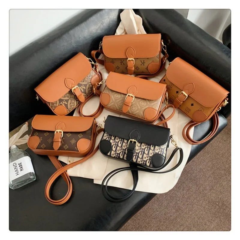 

Famous Brand Women's Crossbody Bag - Genuine Leather Messenger Handbag With Shoulder Strap Classic Design