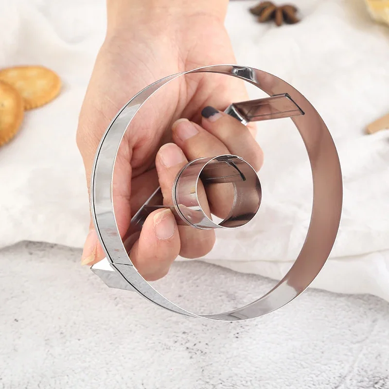 New Round Stainless Steel Cookie Mold Manually Press Biscuit Cake Decoration Tool DIY Biscuits Cutters Kitchen Baking Tool