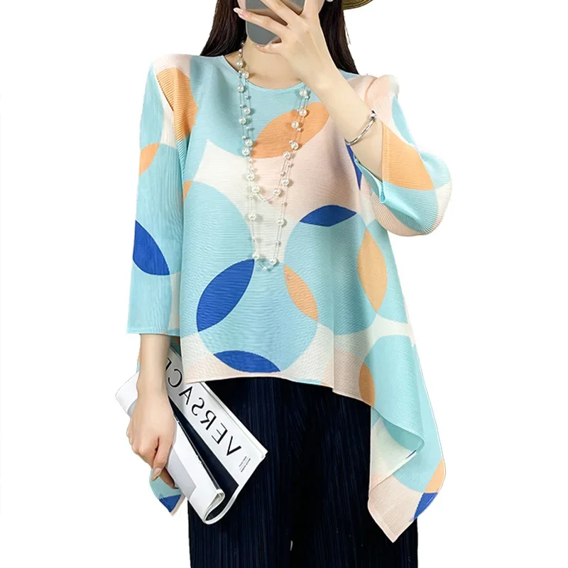 

Miyake Style Pleated Casual Three-quarter Sleeve Irregular Printed T-shirt Women's Loose Large Size Design Top 2024 Spring New