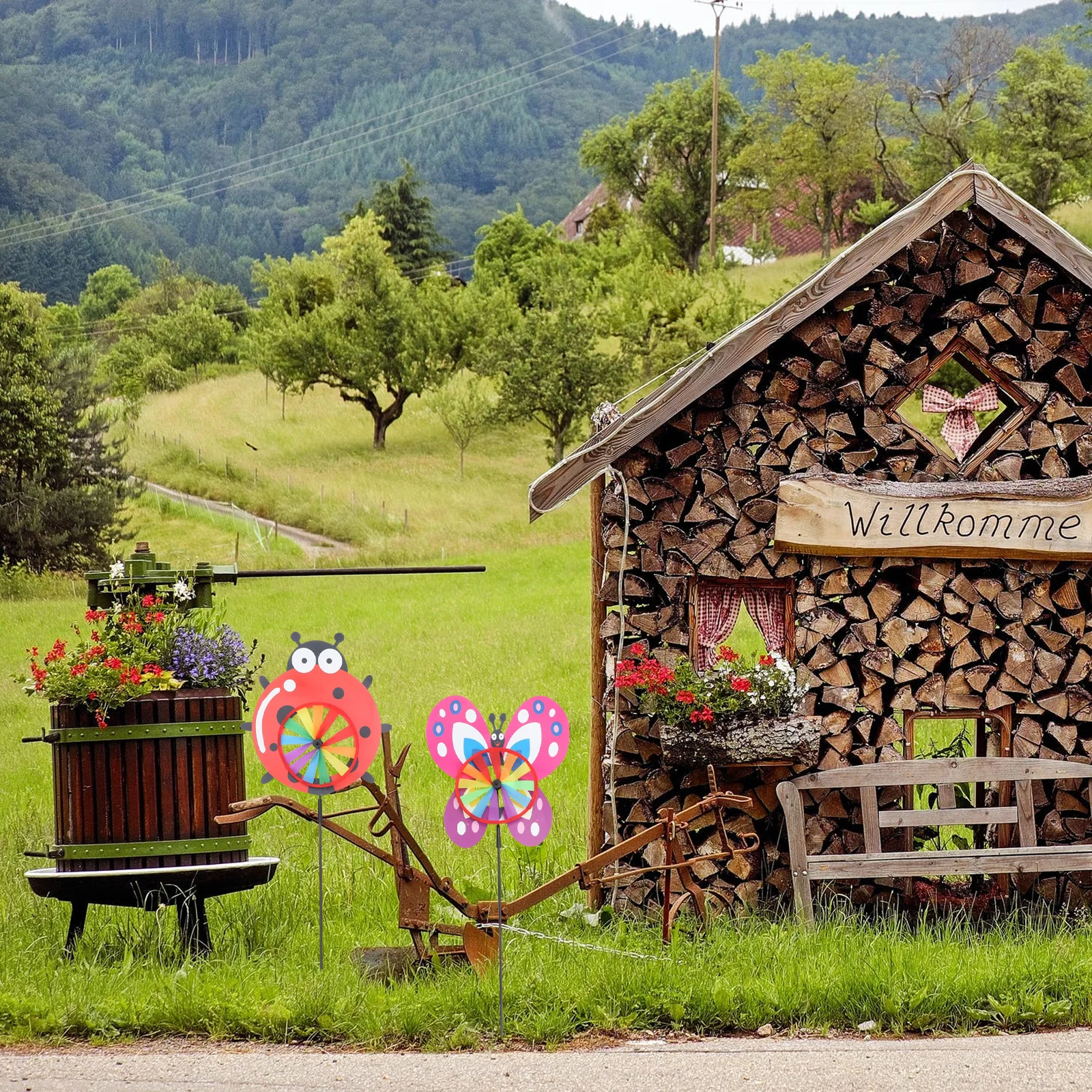 

5Pcs Colorful Outdoor Animal Windmills Garden Yard Lawn Party Celebration Pinwheel Decoration Kids Fun Windmill Toy