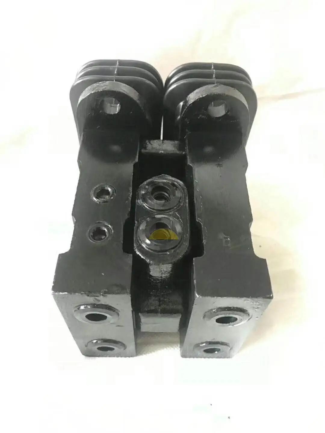 Pedal Valve 123-2148 330-4625 399-6253 111-1028 1232148 3304625 3996253 1111028 Shuttle Travel pilot Hydraulic Foot Pedal Valve
