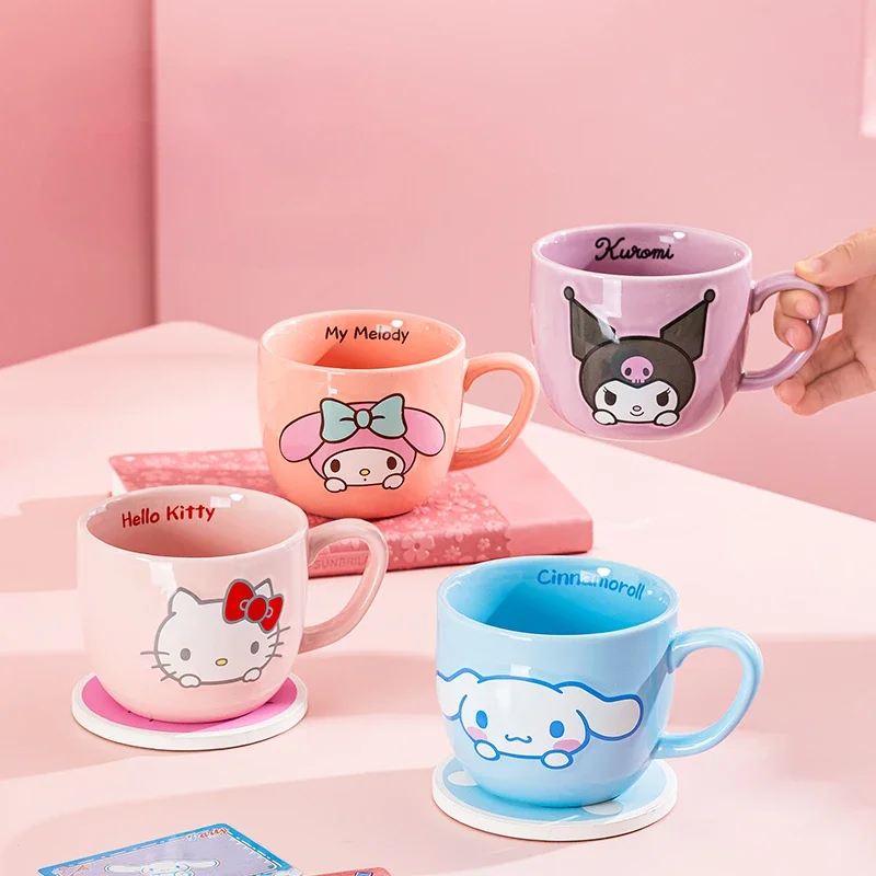 Guidou de Cerâmica Hello Kitty: Um Objeto de Coleção ou Apenas uma Xícara?
