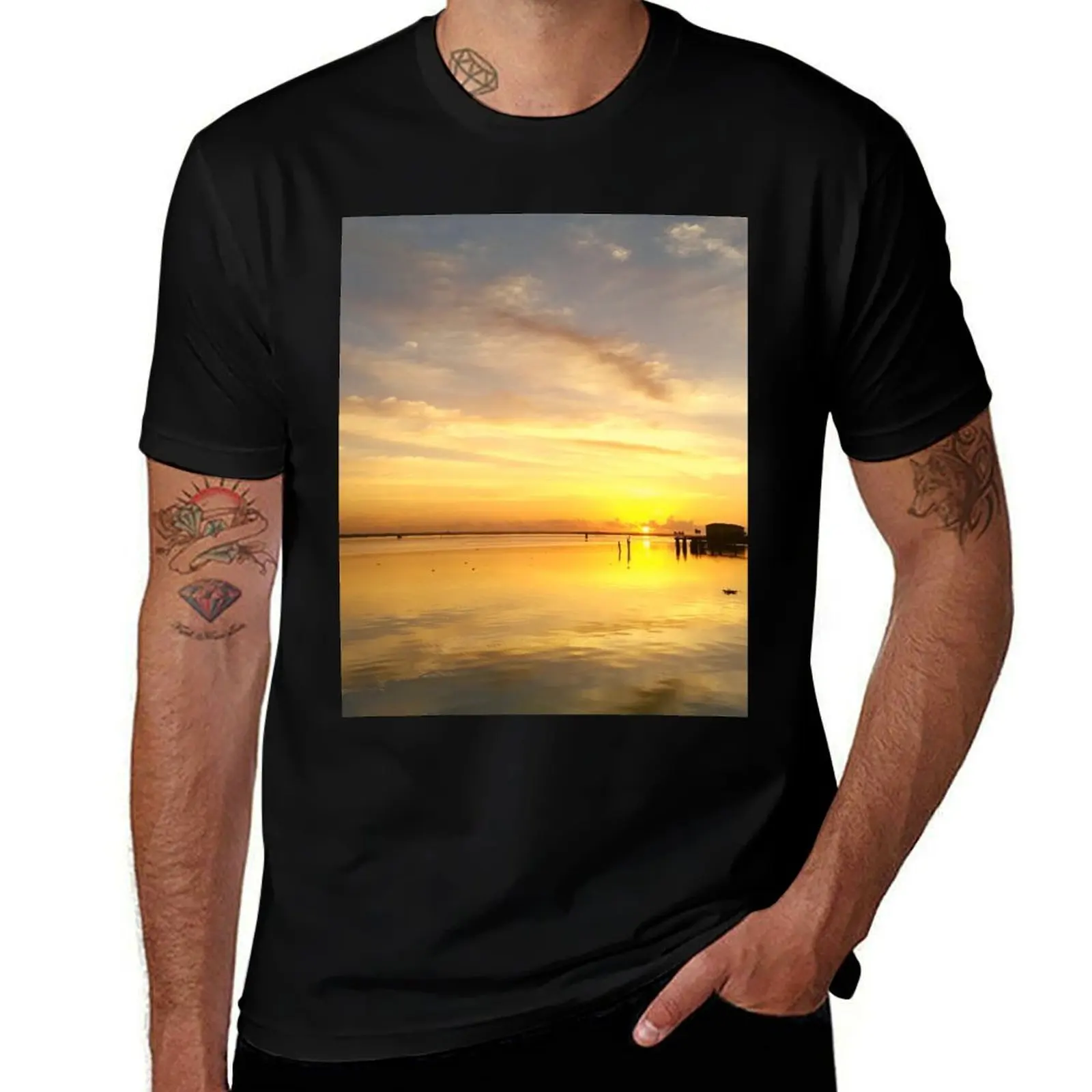 

Early Riser Sunrise View Photography T-Shirt graphic tee shirt clothes T-shirt men