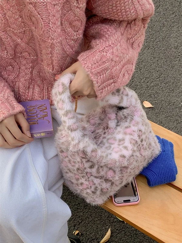 

Корейская розовая сумка на плечо с леопардовым принтом, женская новинка 202, осенне-зимняя пушистая милая сумка, мягкая магнитная сумка