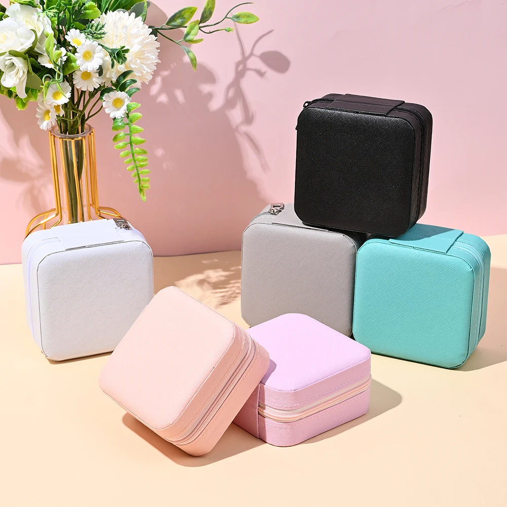 IYOE 1 قطعة صندوق مجوهرات السفر المحمول معكرون اللون فو الجلود والمجوهرات المنظم صندوق مجوهرات حالة سستة صناديق التخزين أمي هدية #1