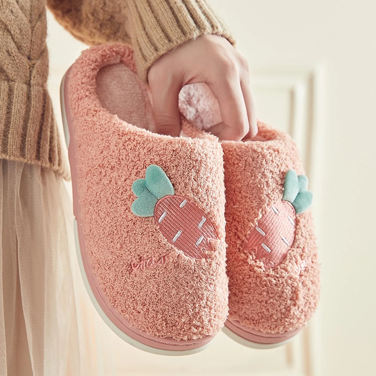 Carrot Autumn/Winter Furry Couple Cotton Slippers Women'S Pink Sweet Cute Thick Soles Cartoon Anti Slip Footwear For Home Use