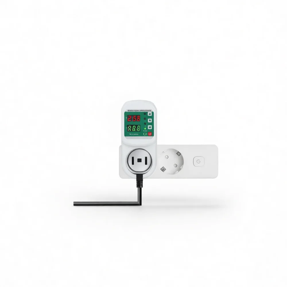 Smart Protection Socket 16A EU Standard Voltage Current Regulator Safety Guard For Fridge Motor Overload Control