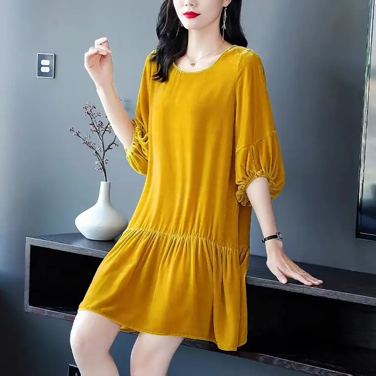 ชุดเดรสกำมะหยี่สีทองสไตล์ลำลอง แบรนด์ใหม่ ฤดูใบไม้ผลิ แขนทรงโคมไฟ สำหรับผู้หญิง ชุดเดรสกำมะหยี่หรูหราสำหรับงานปาร์ตี้