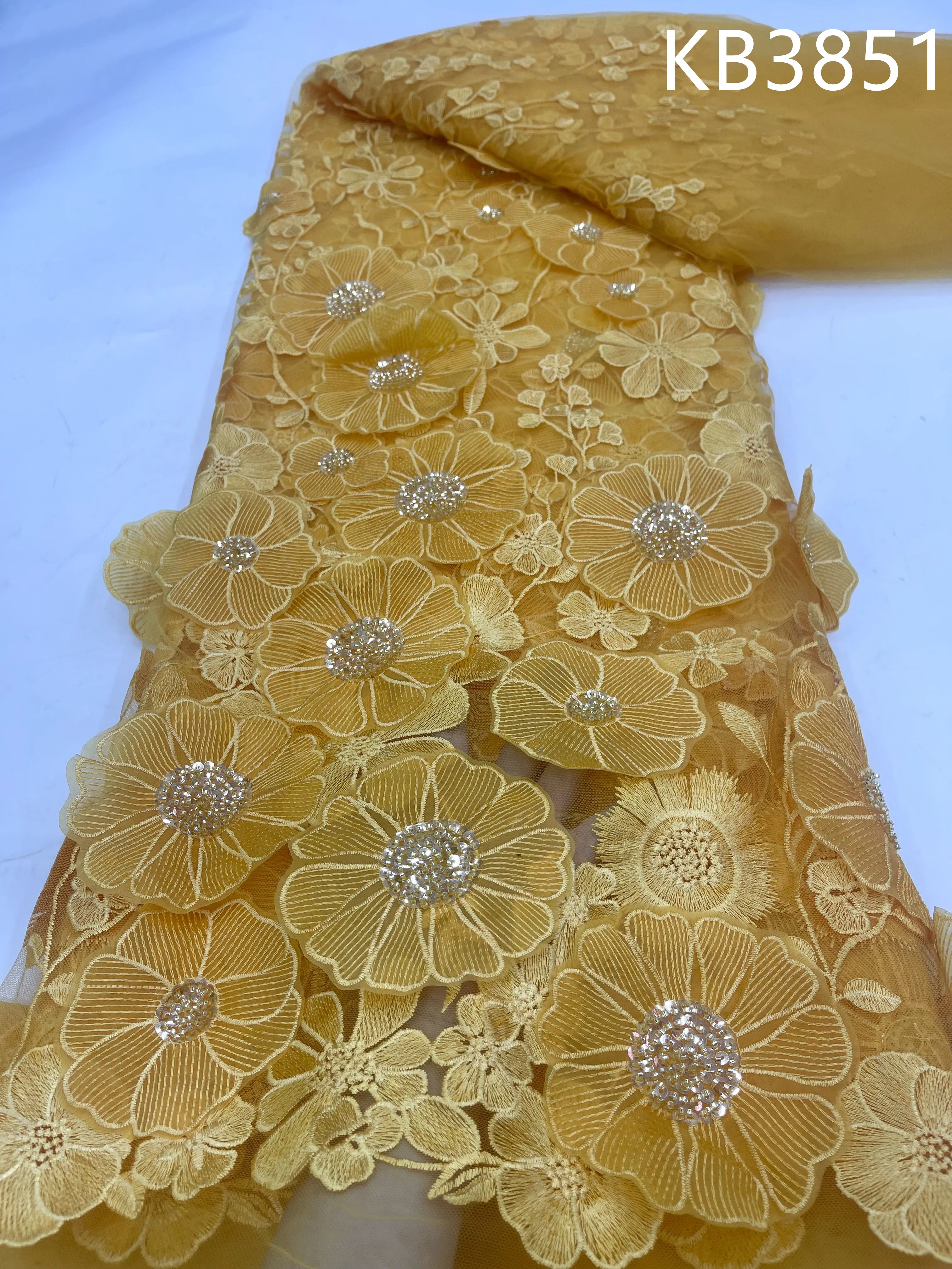 Tissu en dentelle brodée de fleurs 3D pour la couture, robes de soirée de mariage nigwin, tulle de fleurs africaines, KB3851, 2024 perles