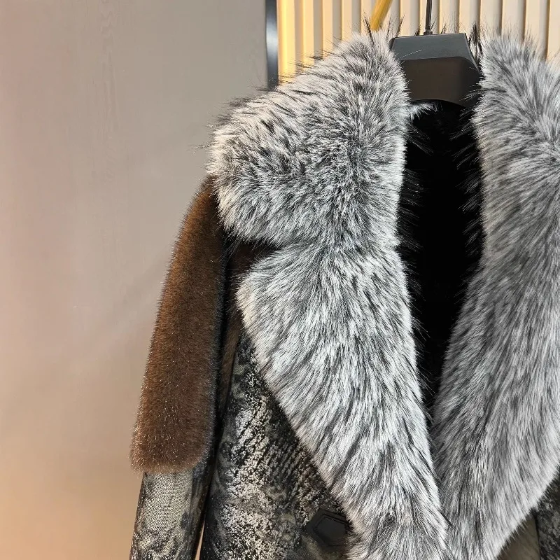 Winter New Long Thickened Sheepskin V-Neck Horn Button Furry Coat Ladies Korean Style Loose Slimming Faux Fur Overcoat For Women