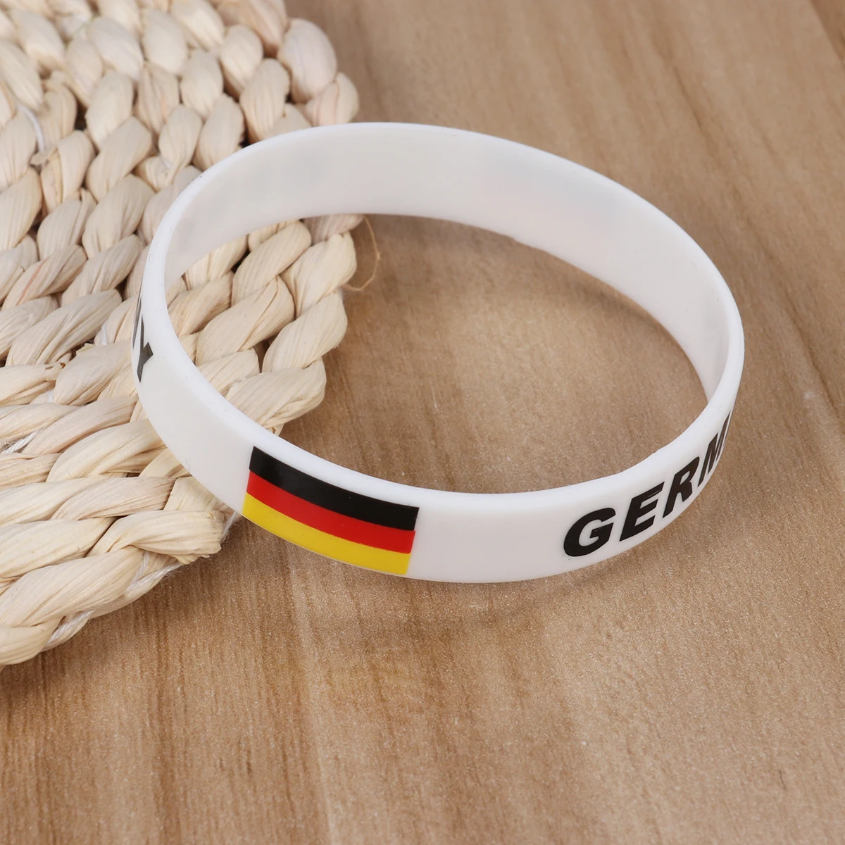 

5pcs Sport Flag Silicone Wristbands Country Bracelets for Men Durable Soft Unisex Fit Rural Cuff Accessories Soccer Games