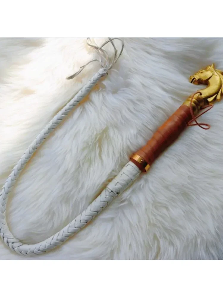 Horse head leather whip true pure leather hand-woven whip equestrian horseback ethnic grassland characteristics