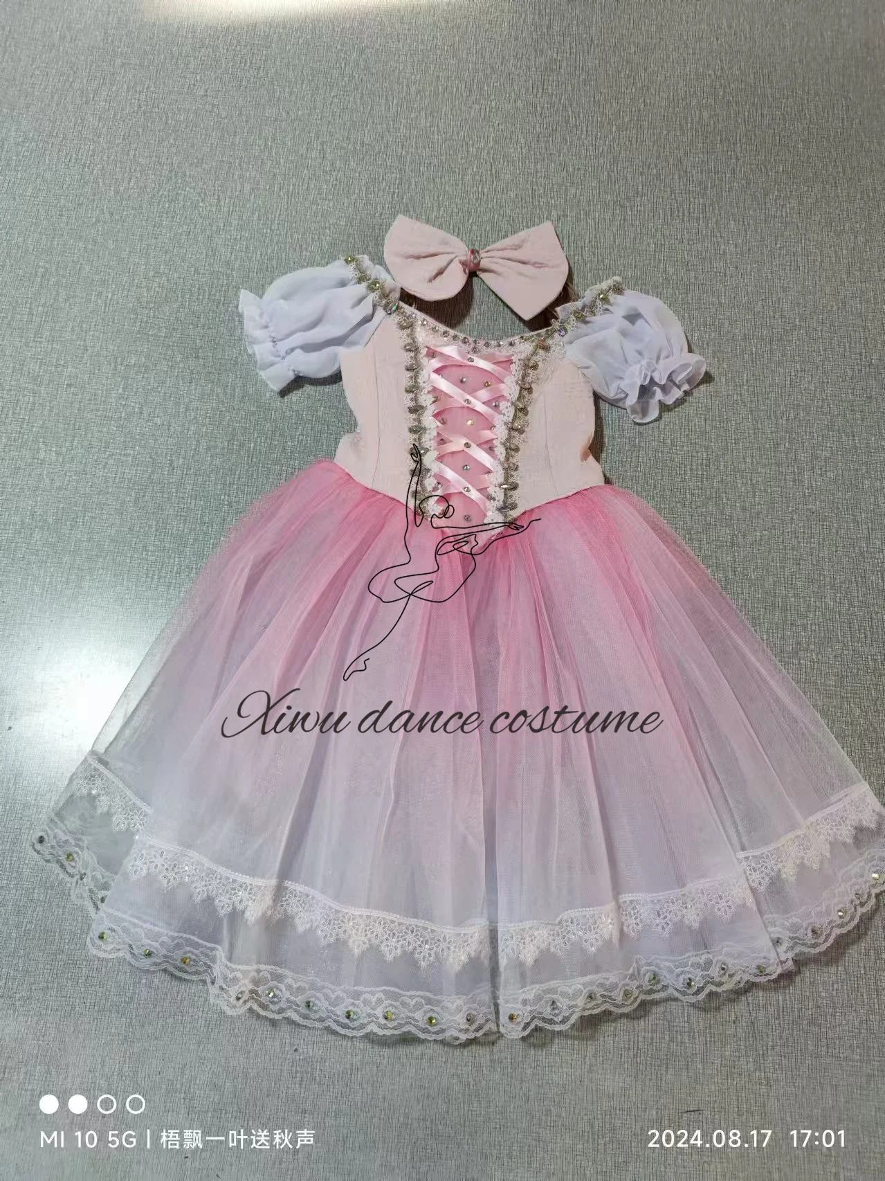 ขนาดที่กําหนดเองที่สวยหรูสีที่กําหนดเองเด็กสาวประสิทธิภาพสวมใส่ชุดบัลเล่ต์โคลงสั้น ๆ สีชมพูร่วมสมัย