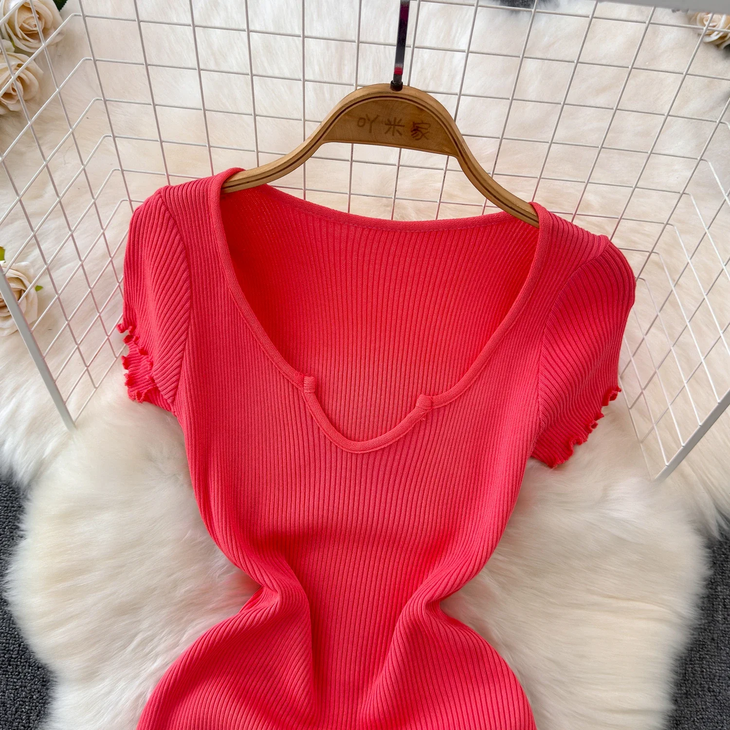 Szykowna moda Seksowna 2024 Solidna dzianinowa letnia sukienka damska Slim Elastic Wrap Hips Club Bodycon Mini sukienka