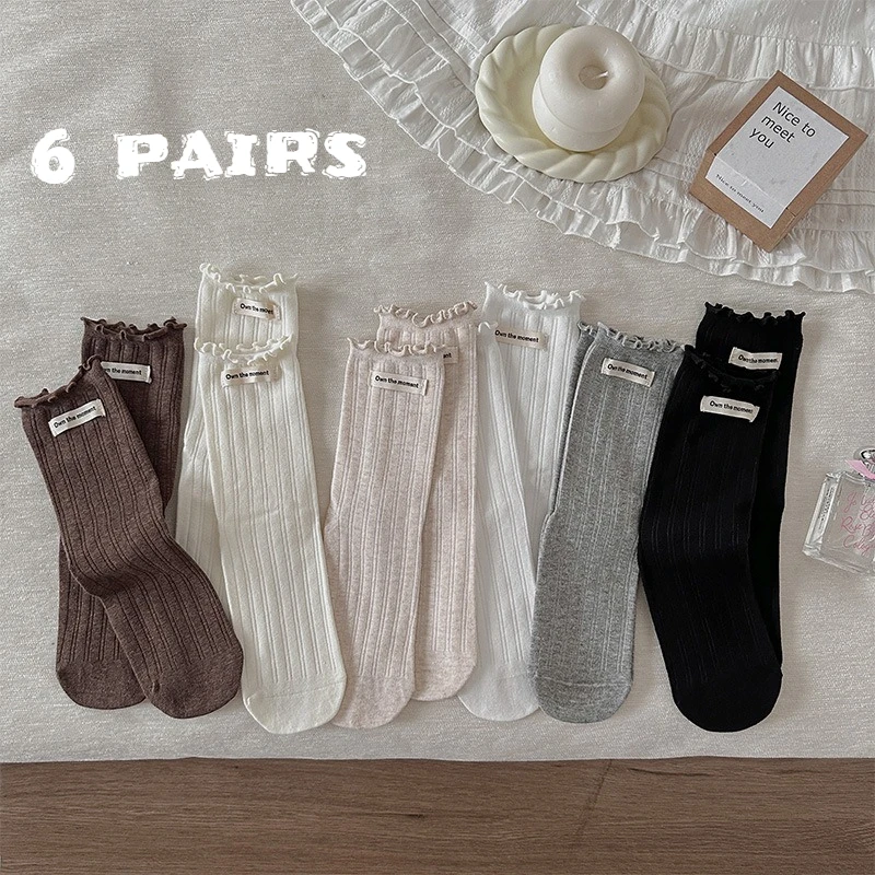 

6 Pairs Spring and Autumn New Black Fungus Edged Boneless Socks, Labeled with Letter Cloth, Girls' Simple Women's Mid Tube Socks