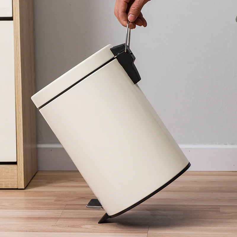 3L/5LFoot Pedal Garbage Bin Oil Proof Trash Can with Soft Close Lid with Garbage Bag Rings Dustbin Step Trash Bucket for Kitchen