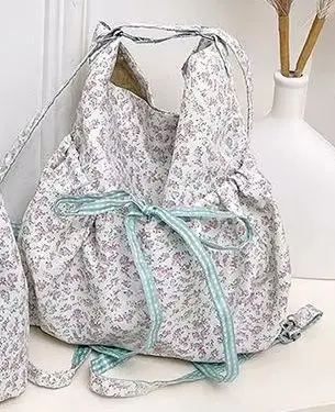 

Sweet Bow Floral Women's Shoulder Bag Backpack Large Capacity Ladies Crossbody Bag Casual College Girls Portable Bucket Tote Bag