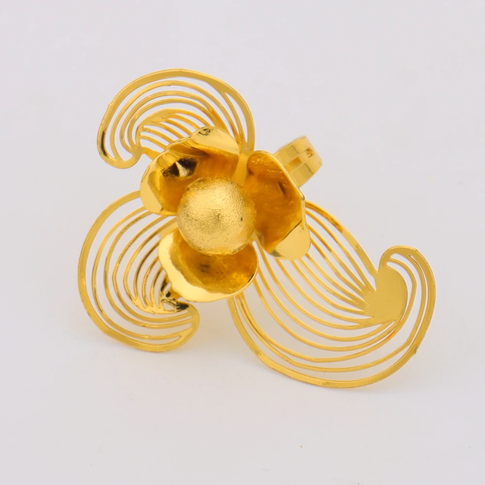 New Luxury Elegant Hollow Flower Shape Women Jewelry Set Gift For Earring and Ring Fashion Design Jewelry Set For Party