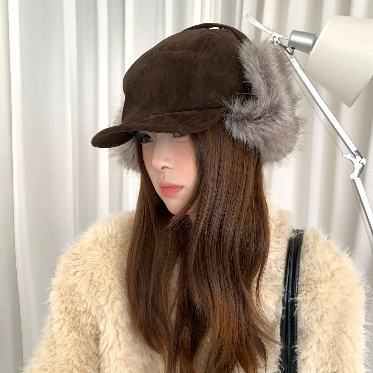 Retro Suede Plush Earmuffs Airplane Hat For Women Fashionable Spicy Girl Style For Outdoor Cycling And Warm Flight Hat In Winter