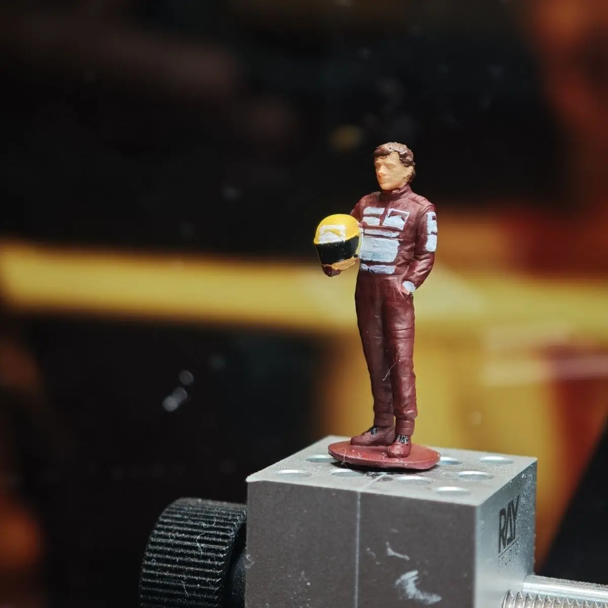 1-64-レジンモデル-ミニチュアモデルカー-レジェンダリーレーサードライバー-セナ-ディオラマ