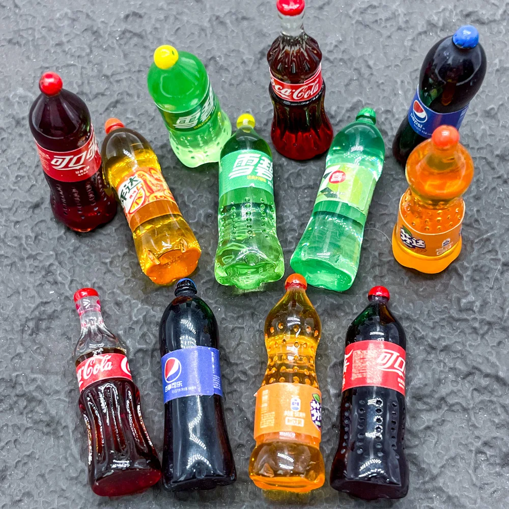 5 uds simulación de comida y juego botella de bebida de Coca-Cola modelo accesorios de resina DIY funda de teléfono móvil zapatos con agujeros accesorio para el cabello de flores