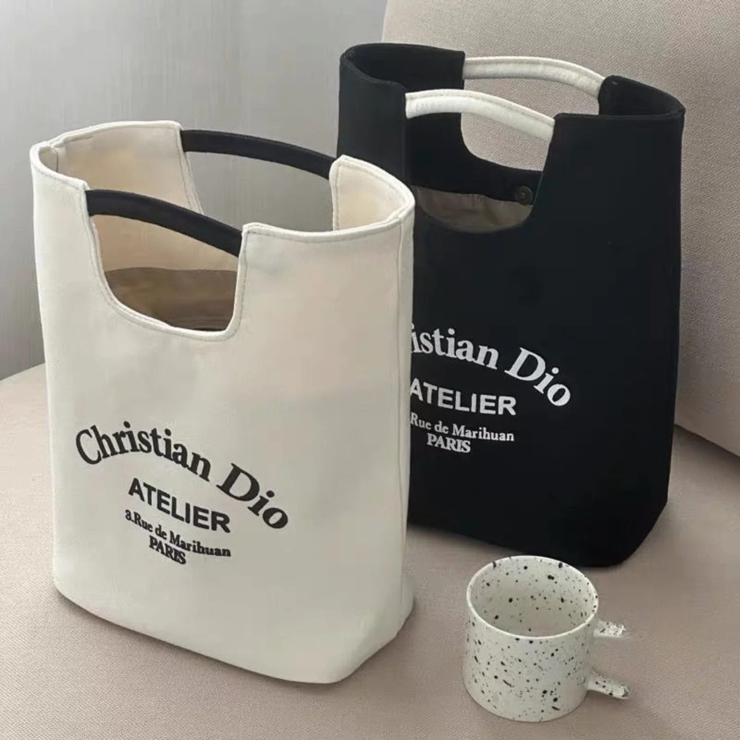 Portable Handheld Tote Bag with Letter Print - High-Capacity for Work & Student Lunch, Casual Stylish Design