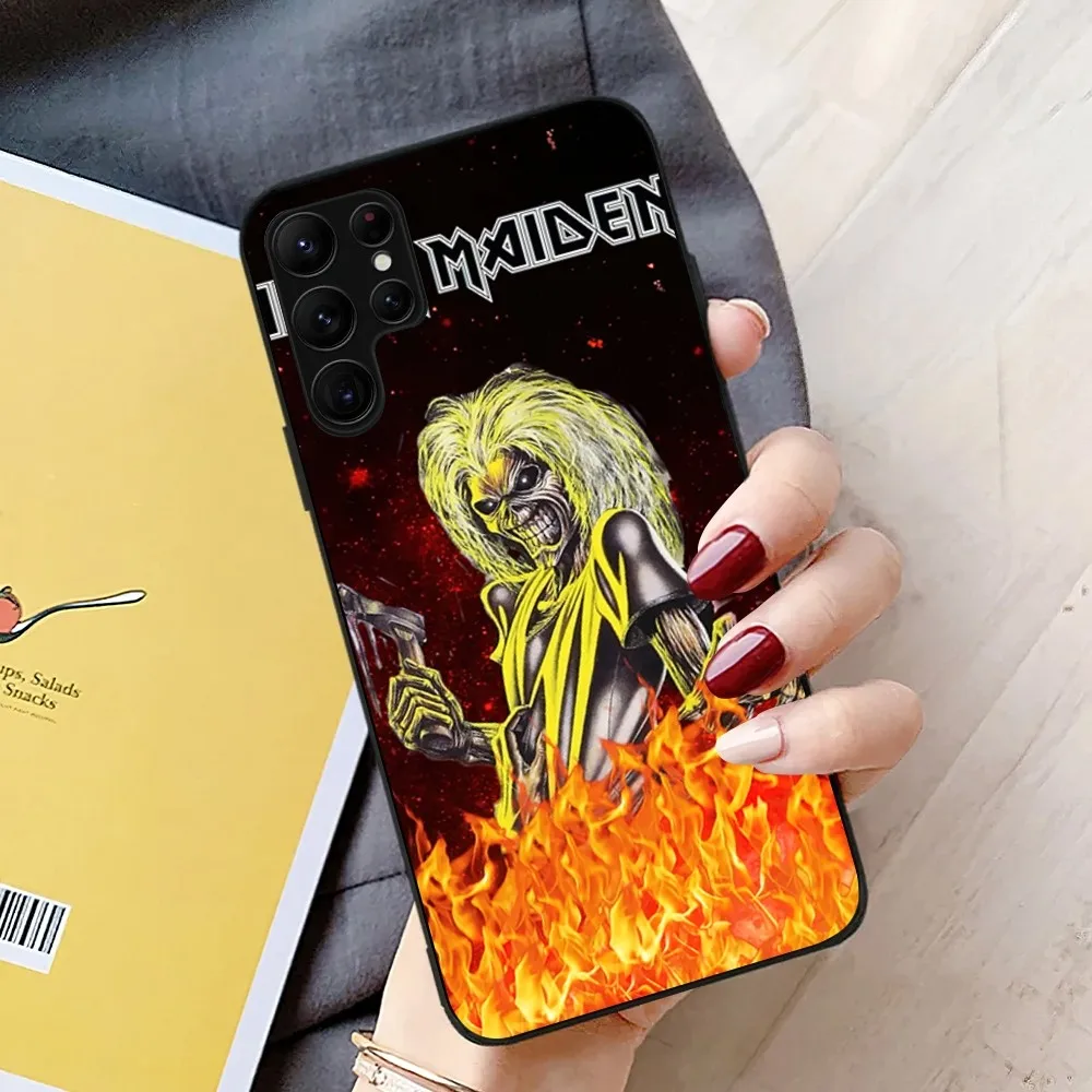 Band I-Iron M-Maiden ear of the Dark Phone Case For Samsung Galaxy S24 S21 10 Plus S22 S30 Note S23 Lite 20 FE Ultra Shell