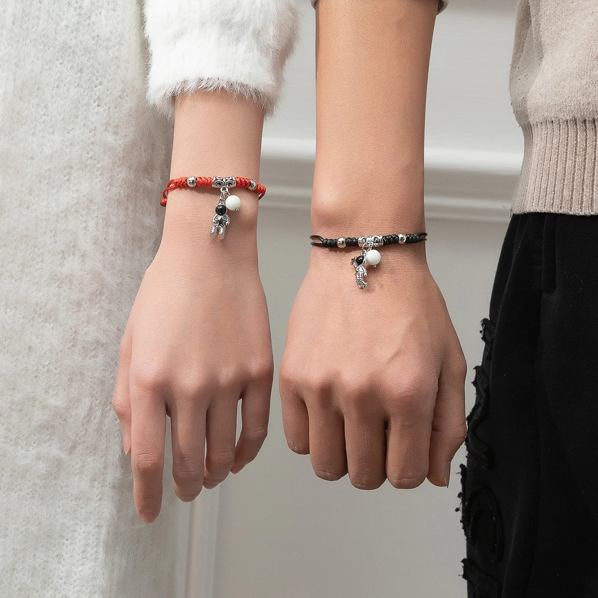 Braccialetti luminosi alla mod - Coordinates Bracelet recensione e prezzo