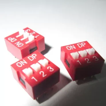 Direct-insert DS-03 dip switch 3-position 6-pin coded switch with a spacing of 2.54MM 3P flat switch