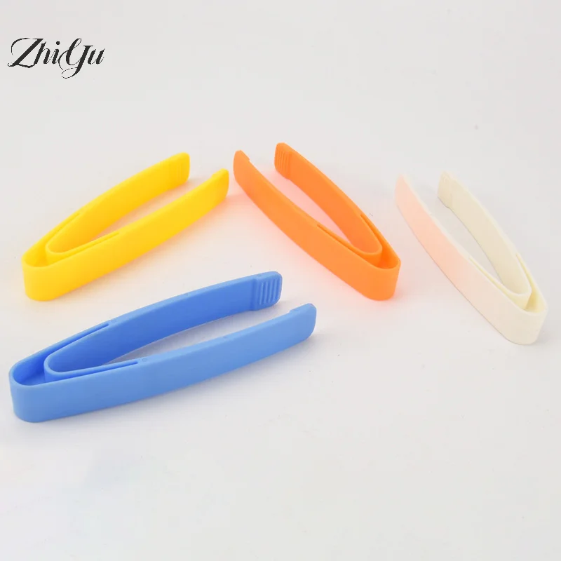 Straight-Head Plastic Tweezers Cosmetic Tweezers First-Aid Kit Tweezers Medical Tools Tweezers Wholesale Large White Clip