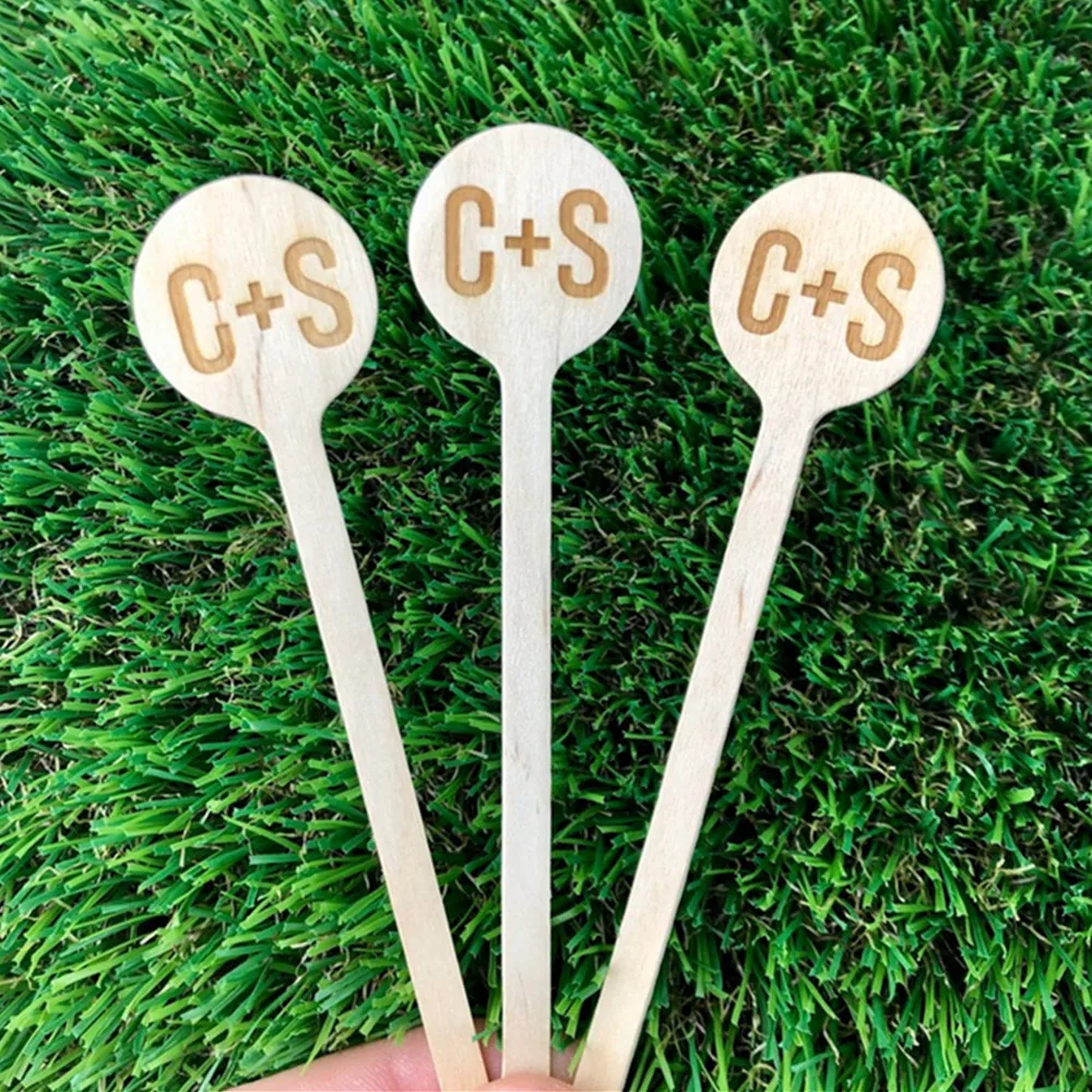 50 benutzer definierte Holz gravierte Rühr stäbchen, Cocktails ticks, Hochzeits getränks ticks-monogramm ierte Initialen-runde Oberseite