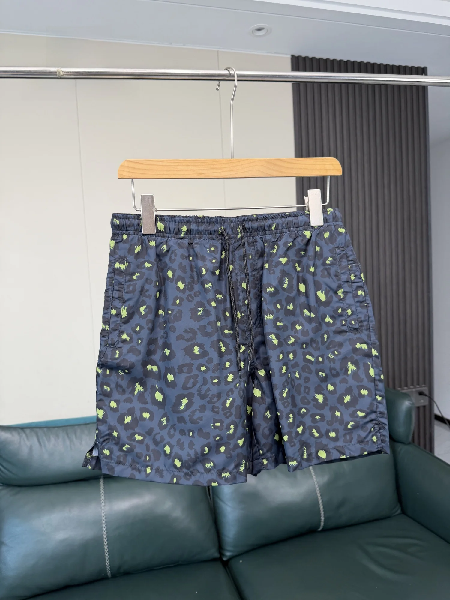 

Quick Dry Breathable Casual Elastic Waist Printed Beach Shorts Men's Summer Loose Fit Straight Leg Short Pants for Daily Wear