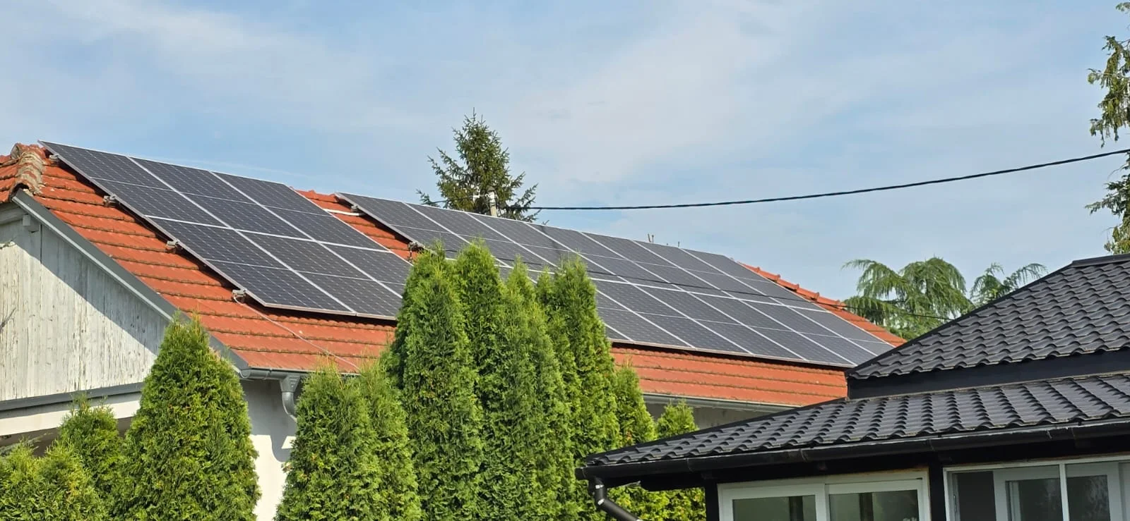 10kw on Grid Solar System 50w 100kw Solar Energy System 5-750W Solar Panels Available Inverters Mounting System