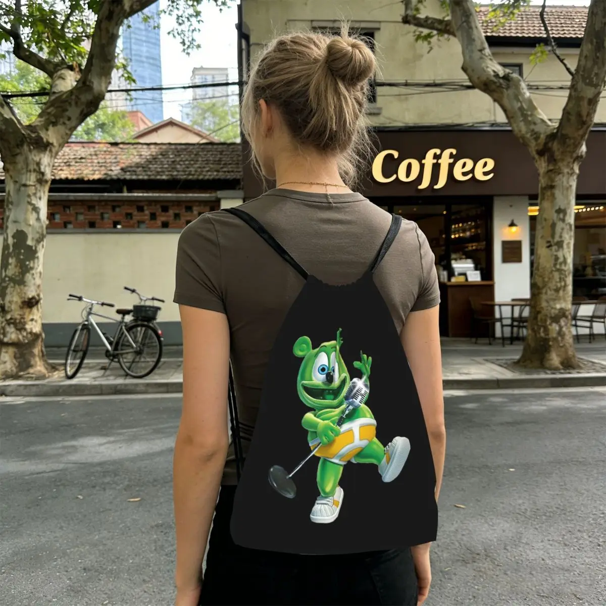

Gummibar (the Gummy Bear) Backpacks Portable Drawstring Bundle Pocket Storage Bag Book Bags for Travel Students