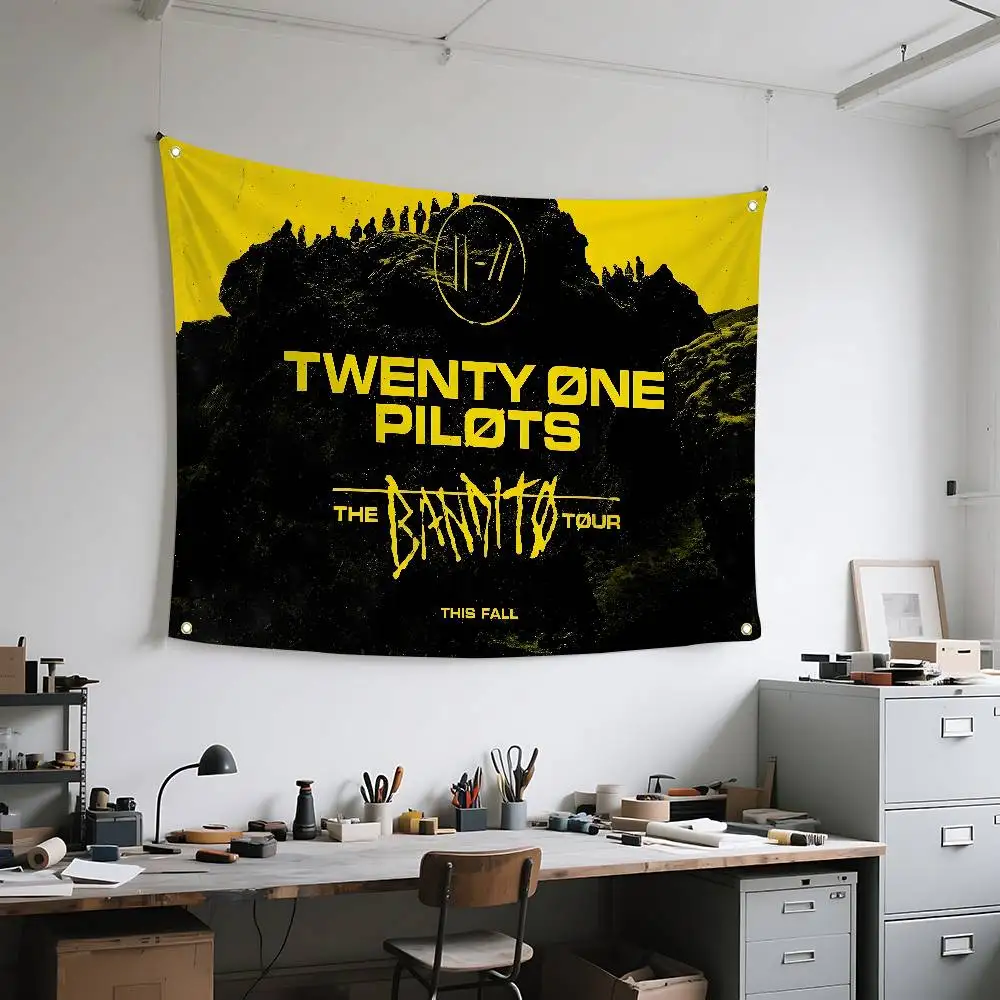 T-Twenty O-One P-Pilots Flag Banners Garage Car  Flag Garage Outdoor Decor Bedroom